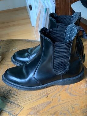 Dr. Martens Women's Black Leather Chelsea Ankle Boots
